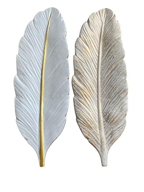 PACK BANDEJA BLANCA - DORADA DETALLES Medidas 40 x 14 x 2 cm-0