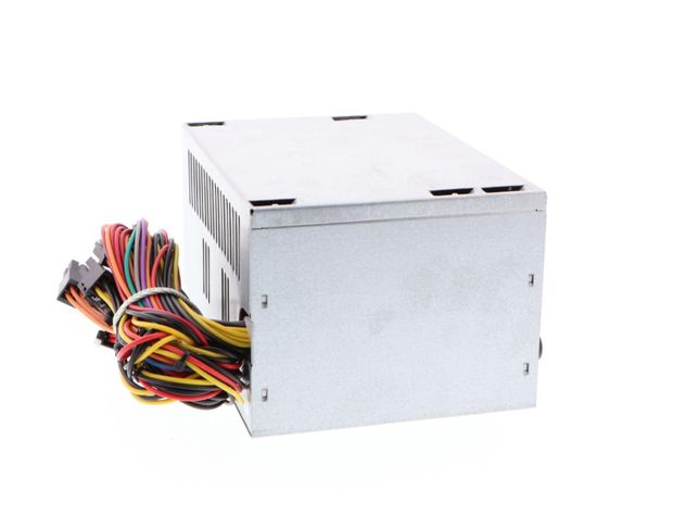 Fuente de poder Xtech ATX 500 WATT w/2Sata Blanca-2