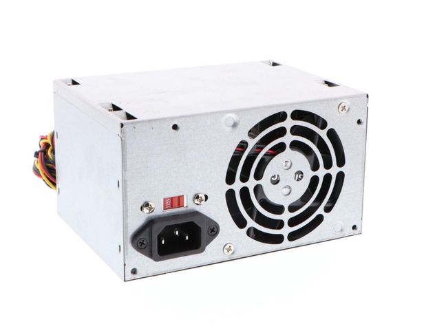 Fuente de poder Xtech ATX 500 WATT w/2Sata Blanca-0