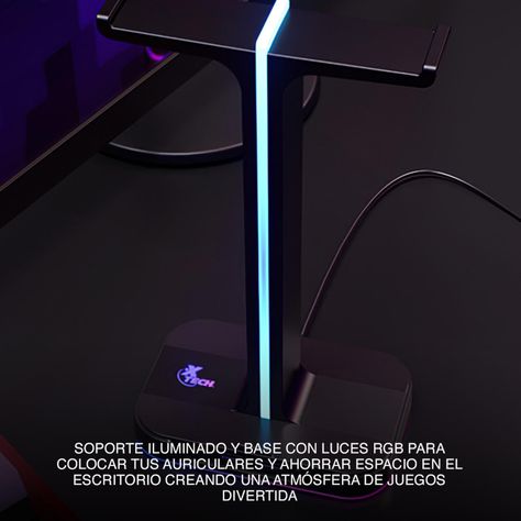 Soporte doble para audifonos luces RGB C/USB Xtech XTH-690-2