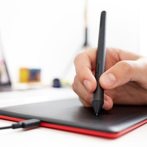 Tableta Gráfica One By Wacom Mediana-3