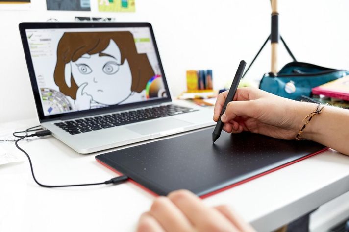 Tableta Gráfica One By Wacom Mediana-5