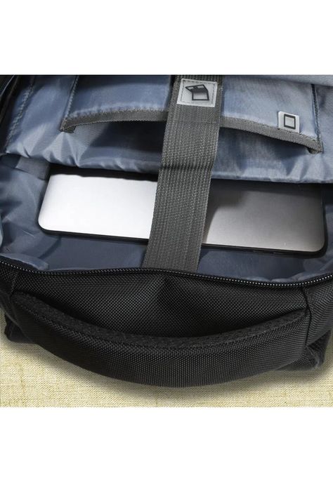 Mochila Klip Xtreme Emblem Notebook 15.6" Negro-2