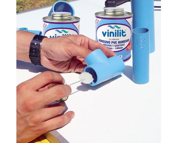 Adhesivo PVC 240 cc humedad con aplicador Vinilit-1