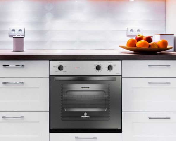 Horno eléctrico 66 litros M SPAZIO 140 A Mademsa-6