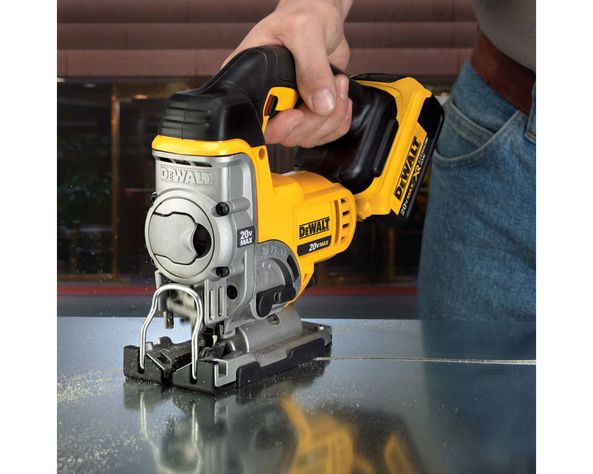 Sierra Caladora 20V DCS331B sin batería Dewalt-2