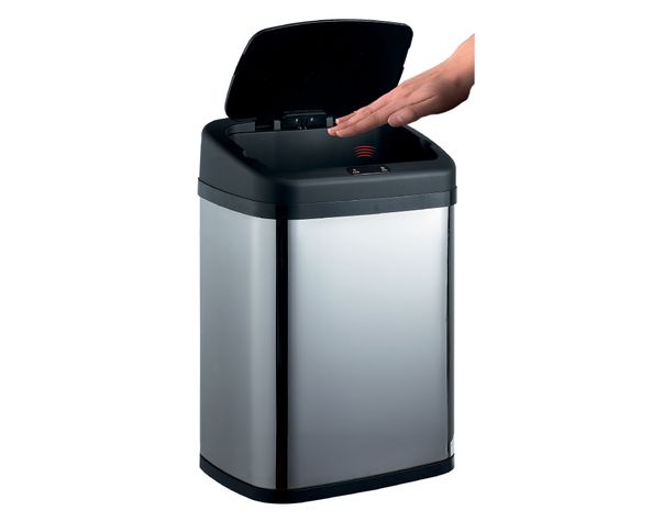 Basurero con sensor cromado 30 lt-1