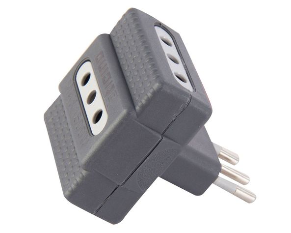 Adaptador triple línea 2p+t 10a 250v gris Bticino-0