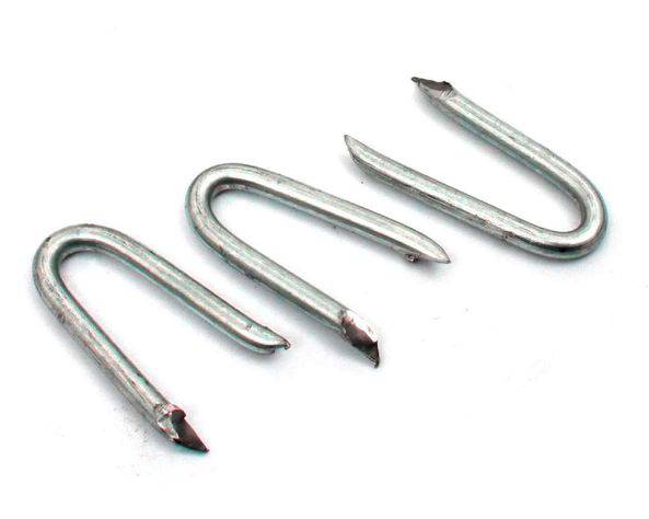 Grapa 3/4 galvanizada 1/2 kilo Inchalam-1