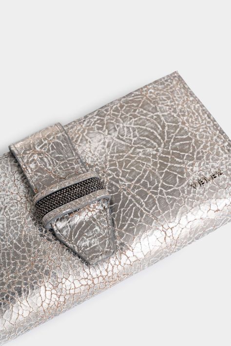 Vélez Porta Chequera Nudo Cuero Folia Mujer Craquelado Plata-3