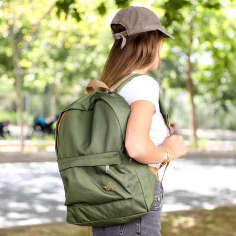 Mochila clásica escolar sustentable verde Botela-5