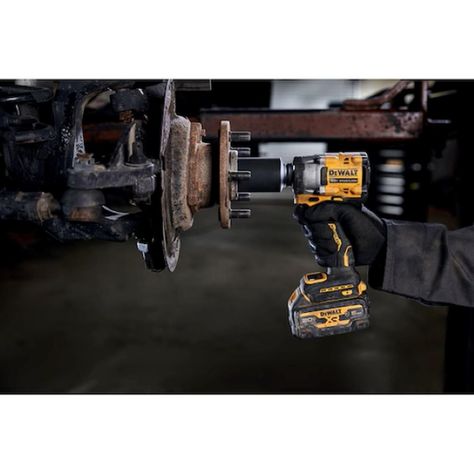 Llave de Impacto 1/2" Atomic 20V DCF922B-B3 Dewalt S/B-6