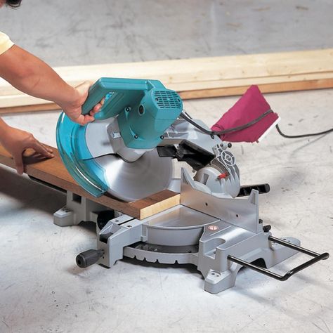 Sierra Ingleteadora 12"1650W LS1221 Makita-1