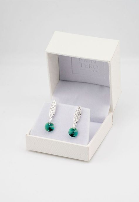 Aros Punto de Luz Baño de Oro Blanco Cristales Emerald.-2