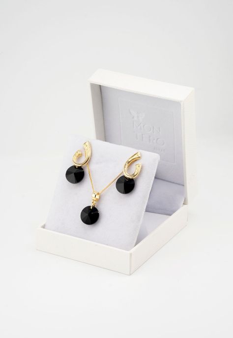 Conjunto Fernanda Baño de Oro 24k y Cristales Genuinos Jet-2