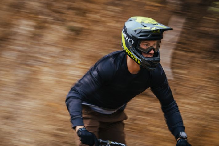 CASCO GIRO INSURGENT SPHERICAL MT BLACK M/L 23 (7145271)-3