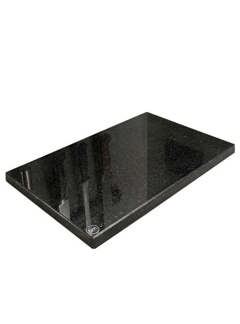 Tabla Aperitivo Granito Negro San Gabriel 40x23 cm.-0