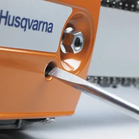 Motosierra a Gasolina Husqvarna 135 Mark II Espada 16" - 38CC-4