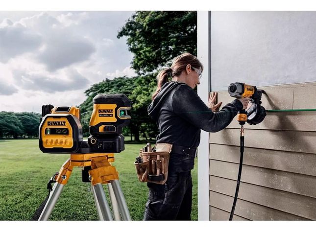 Nivel Láser Verde De Línea Cruzada 20v Max* Dewalt Dcle34220-3
