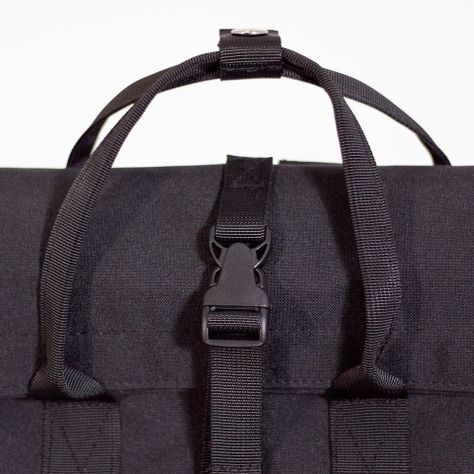 Mochila Impermeable para Notebook Roll Negro-4