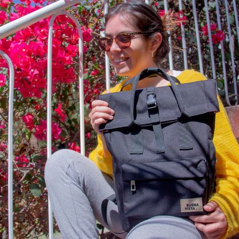Mochila Impermeable para Notebook Roll Negro-1