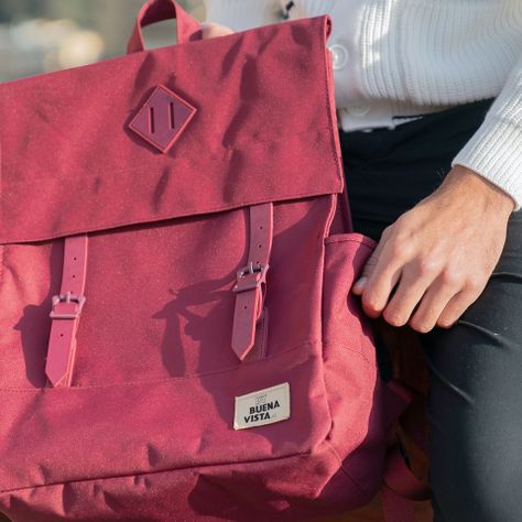 Mochila Impermeable para Notebook Square L Burdeo-1