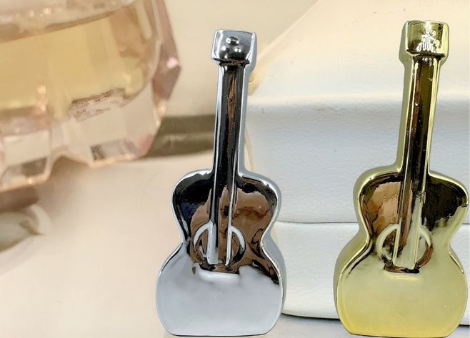 Set de 2 Estatua Guitarra Metal Estilo Moderno Jhn-7