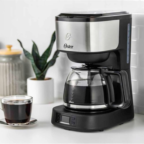 Cafetera Oster 8 Tazas Filtro Permanente y Apagado Auto-5