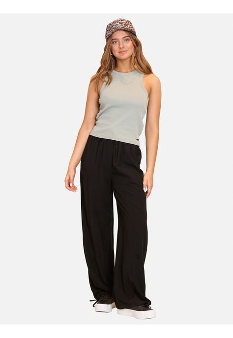 Polera MC Basic Not Basic Verde Mujer Maui And Sons-2