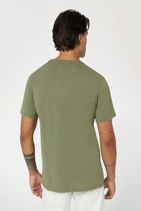 Polera Guess Hombre Ss Bsc Guess Applique Tee Verde-2