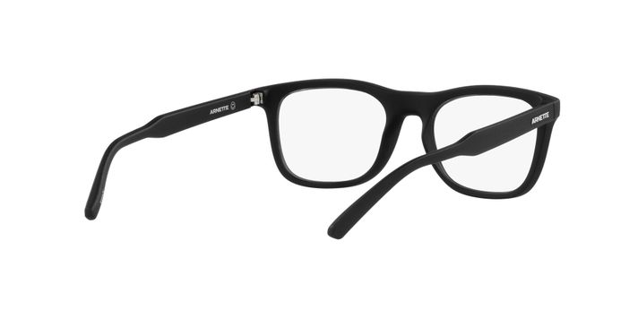 Arnette Namazu-6