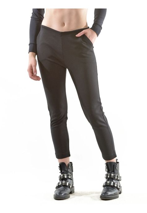 Pantalón Calza Pitillo Negro-3