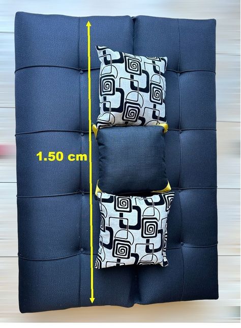 FUTON PEQUEÑO DE 1.50 CM ECO GOLD BLACK con cojine-1