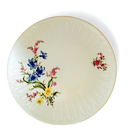 Plato Bajo con Bouquet Floral - Henneberg Porzellan, República Democrática Alemana (1972-1977)-0