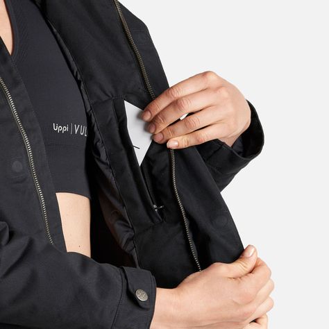 Chaqueta Mujer Peumo Canvas Hoody Jacket Negro Lippi I23-6
