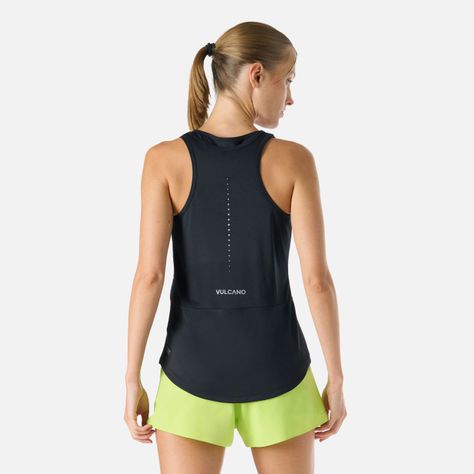 Polera Mujer Built To Move Tank Top Negro Vulcano-3