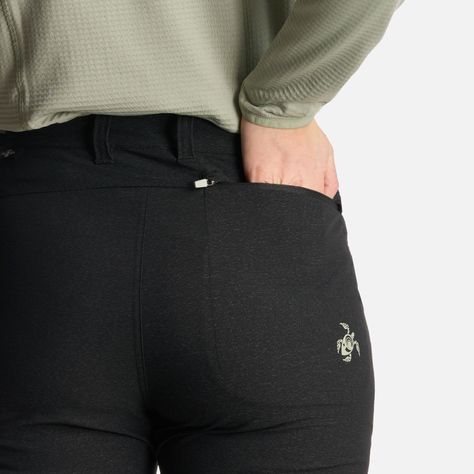 Pantalón Mujer Desmontalo Negro Haka Honu V25-5