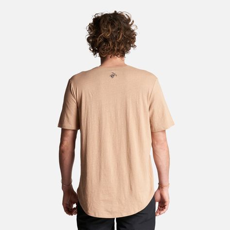 Polera Hombre Natural Camel Haka Honu V23-3