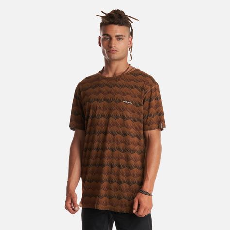 Polera Hombre Bi-Curioso Print Mostaza Haka Honu-2