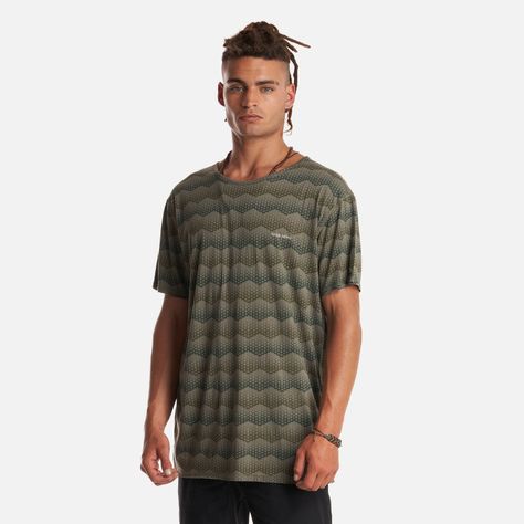 Polera Hombre Bi-Curioso Print Oliva Haka Honu-2