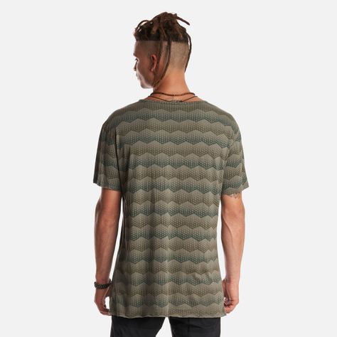 Polera Hombre Bi-Curioso Print Oliva Haka Honu-3