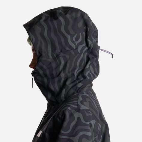 Chaqueta Mujer Yeti Print Negro Haka Honu I24-4