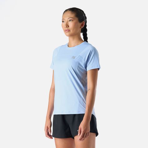 Polera Mujer Built To Move T-Shirt Celeste Vulcano-1
