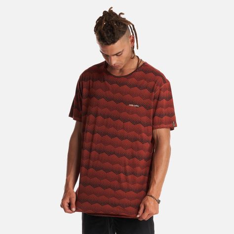 Polera Hombre Bi-Curioso Print Terracota Haka Honu V23-2