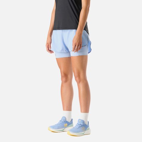 Shorts Mujer Built To Move 2-in-1 2,5" Celeste Vulcano-1