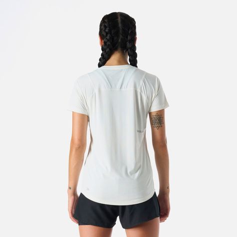 Polera Mujer Built To Move T-Shirt Blanco Vulcano-3