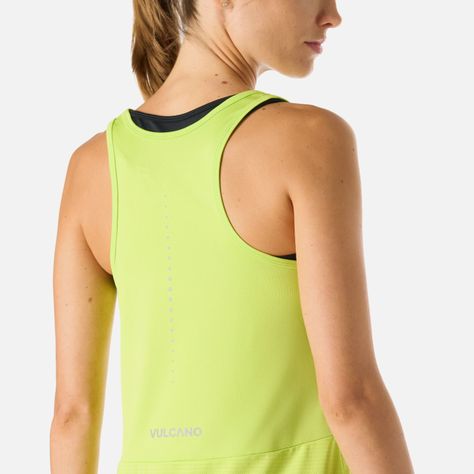 Polera Mujer Built To Move Tank Top Verde Lima Vulcano-5