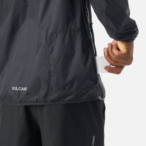 Chaqueta Hombre Built To Move Windbreaker Negro Vulcano-7