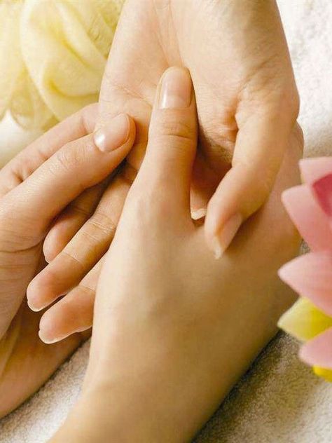 Manicure Normal  + Exfoliación + Parafina-0