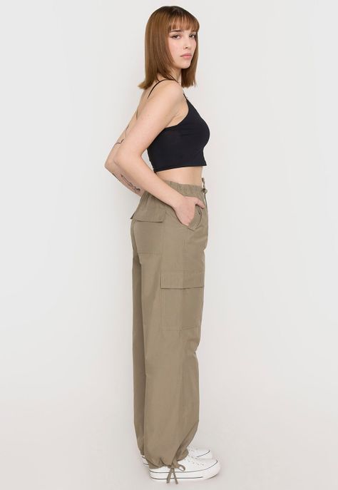 Pantalón Mujer Parachute Verde Militar Corona-3